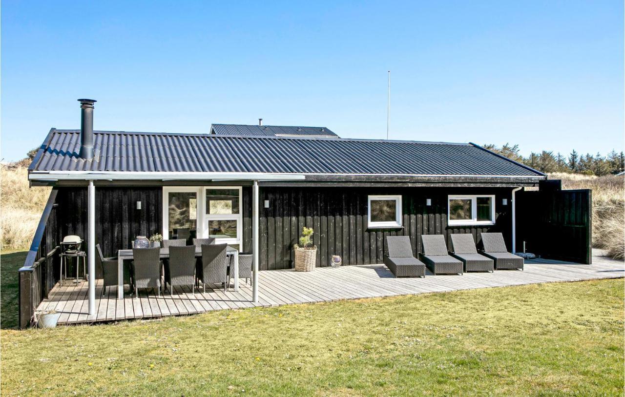Gorgeous Home In Blokhus With Kitchen Exterior photo
